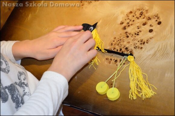 konik marionetka z plastiku konik marionetka